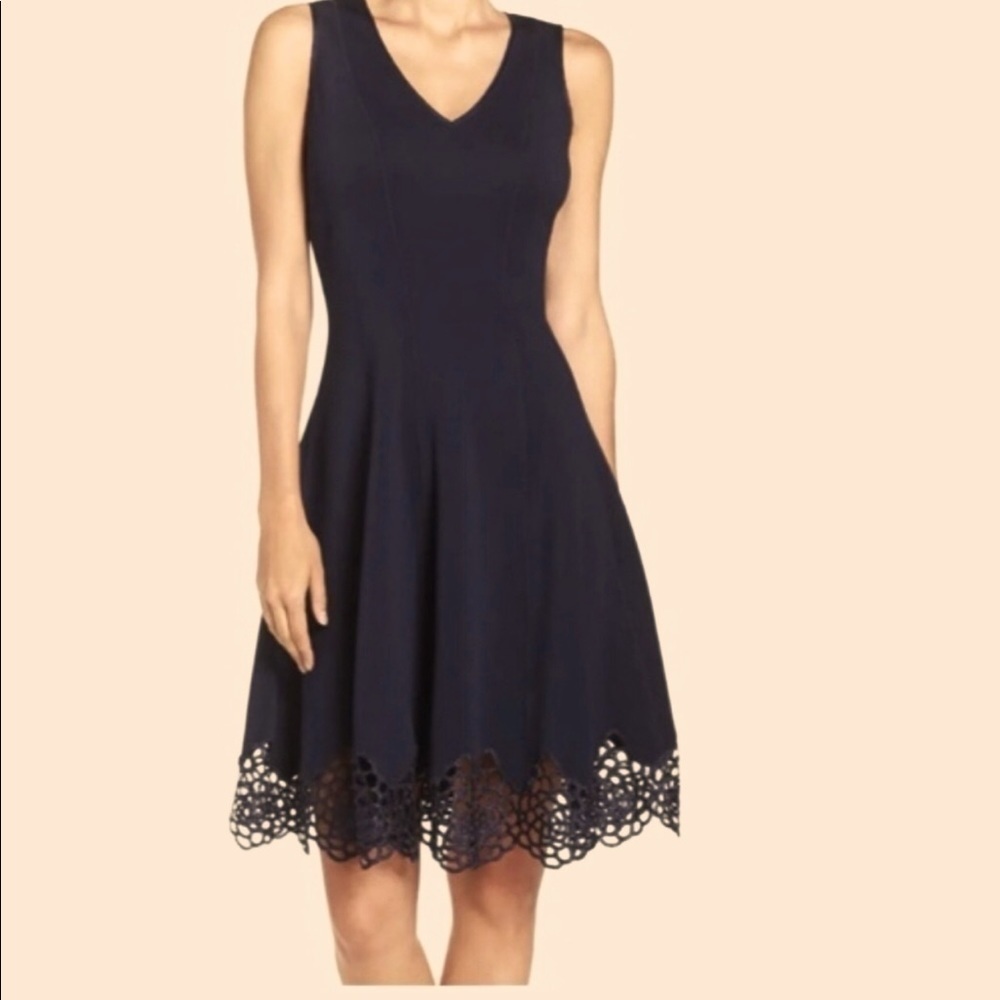 Maia Scuba and Flare Fit Knit Sleeveless Dress Black Size 4